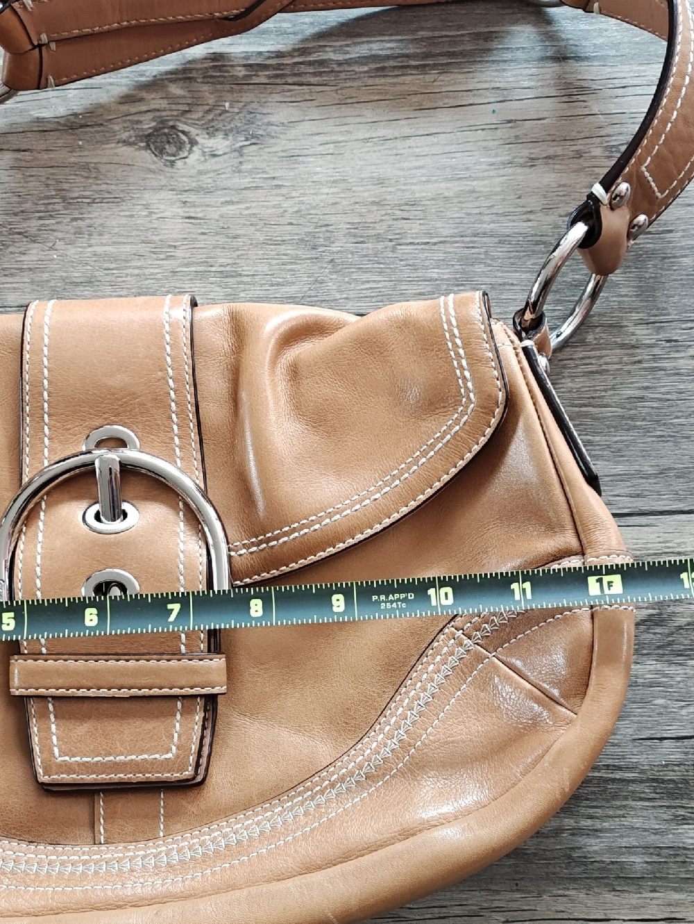 Vintage Coach Leather Shoulder Bag - Picture 4 of 9